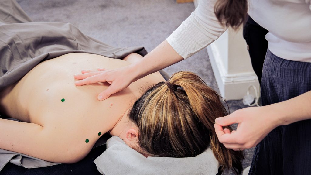 Acupressure3
